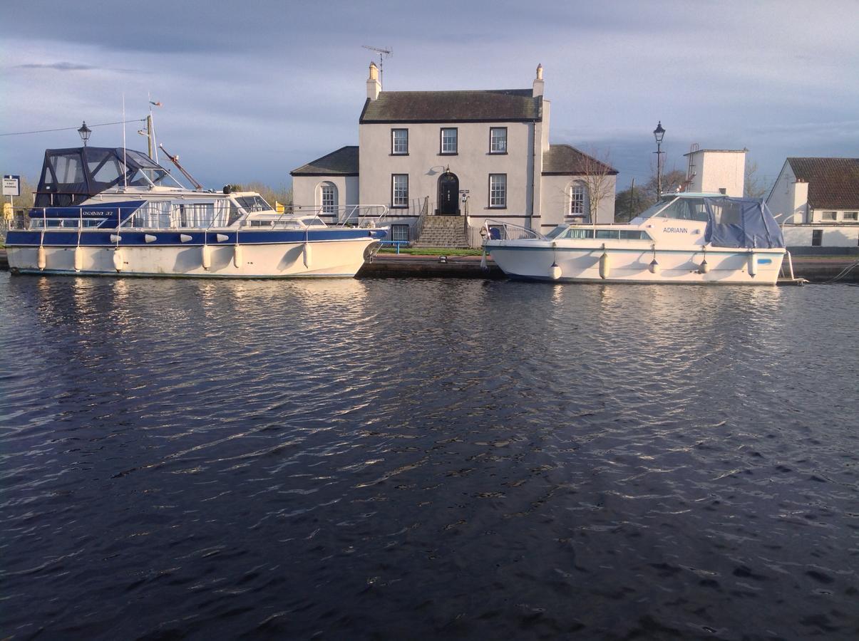 Bed and Breakfast The Harbour Masters House Banagher Екстер'єр фото